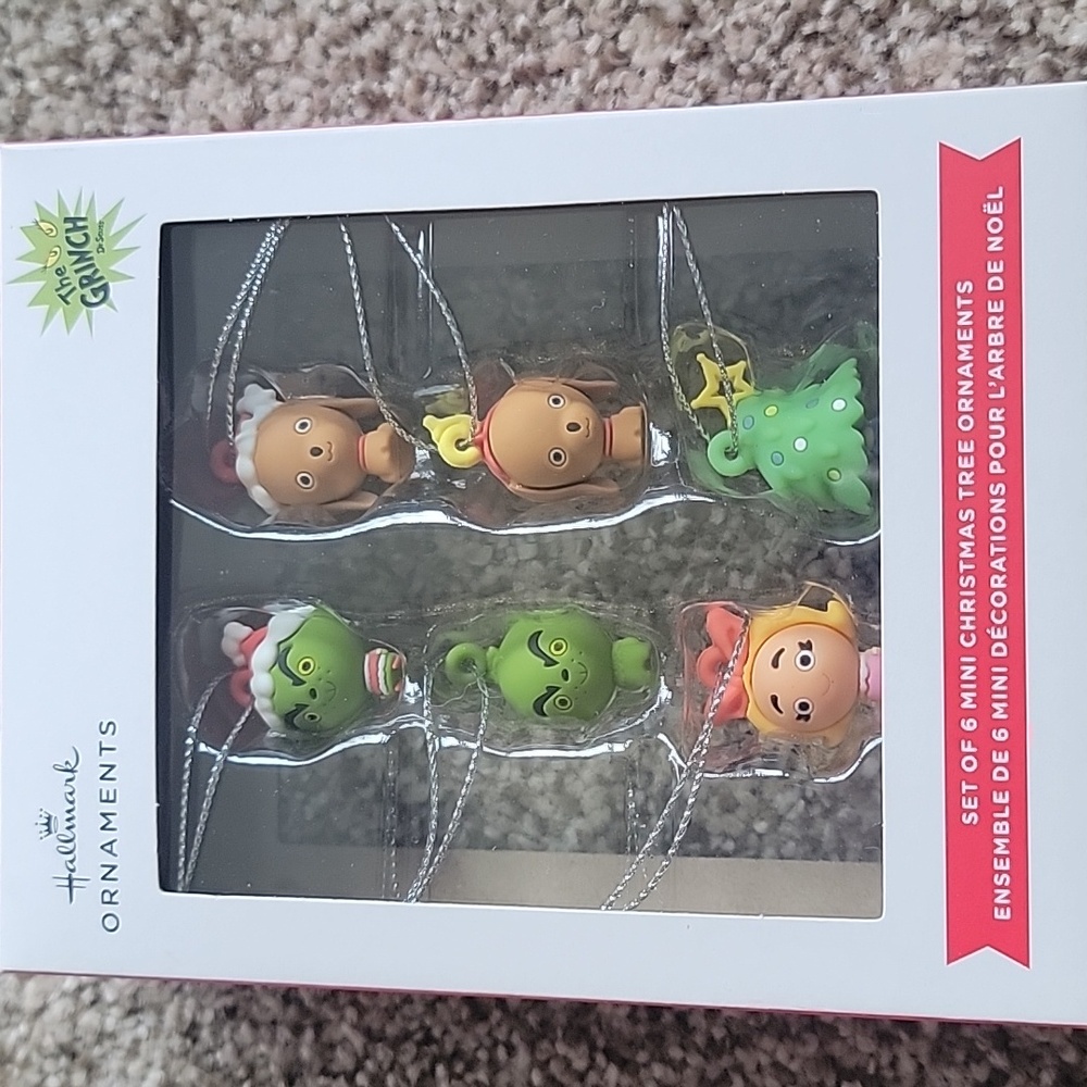 NWT 3 Grinch Mini Ornaments - Picture 2 of 4